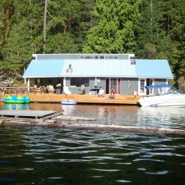 27 cabins on Powell Lake that will make you want to quit your day job