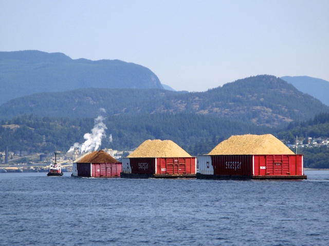 barges - log hauling powell river